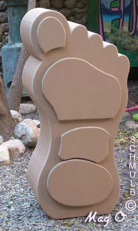 Cardboard furniture shaped feet