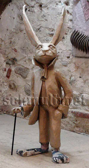 Sculpture of an elegant rabbit